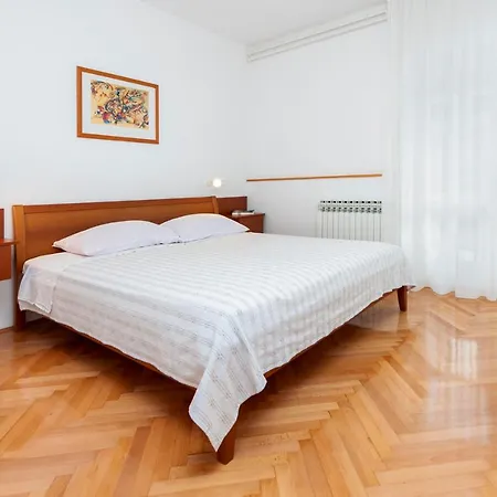 Magnolia Apartment