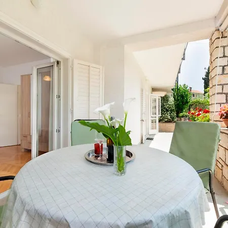 Magnolia Apartment *