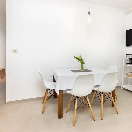 Magnolia Apartment *