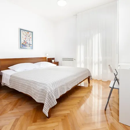 Magnolia Apartment *